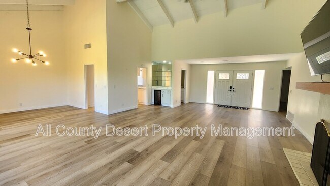 Building Photo - 37640 Los Cocos Dr E