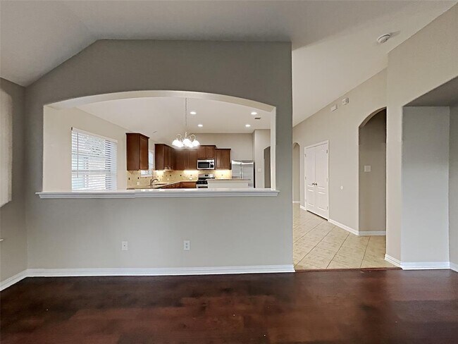 Foto del edificio - 517 Bluehaw Dr