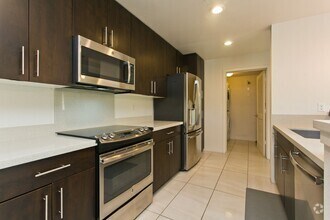 Building Photo - 497 Kailua Rd