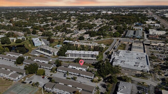 Foto del edificio - 1146 King Arthur Ct