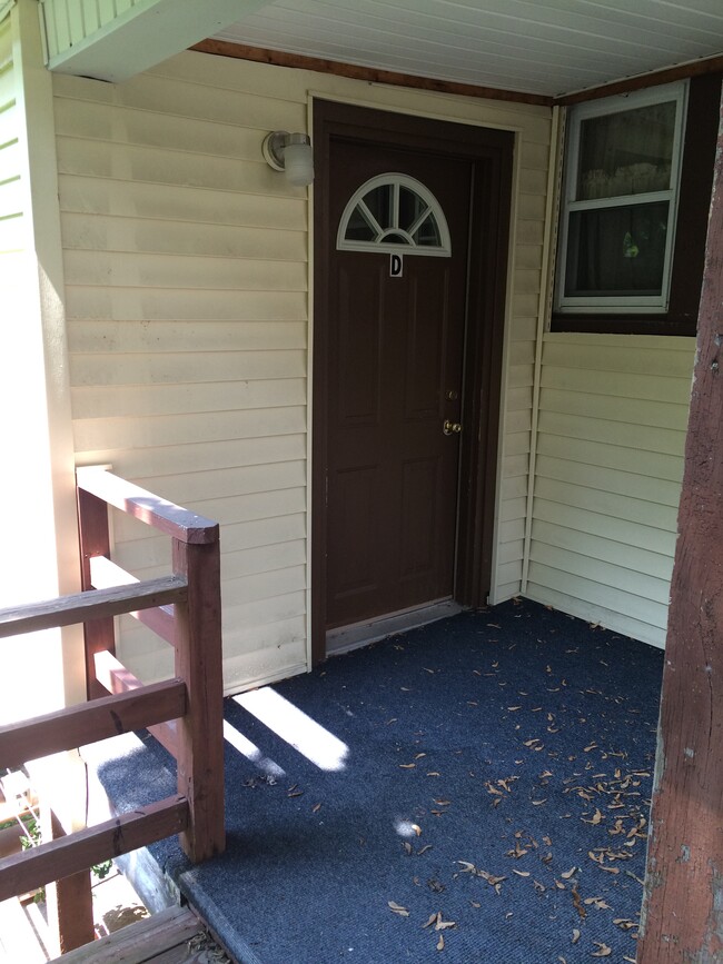 Entrance Porch - 447 Colfax Ave