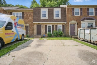 Building Photo - 5543 Old Guard Crescent