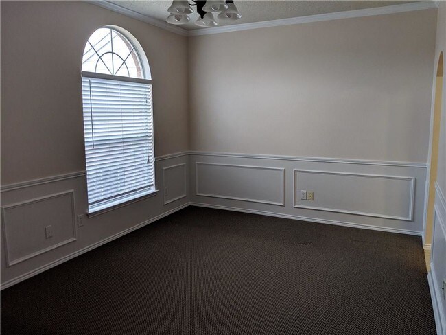Foto del edificio - 4912 Spur Ridge Ct