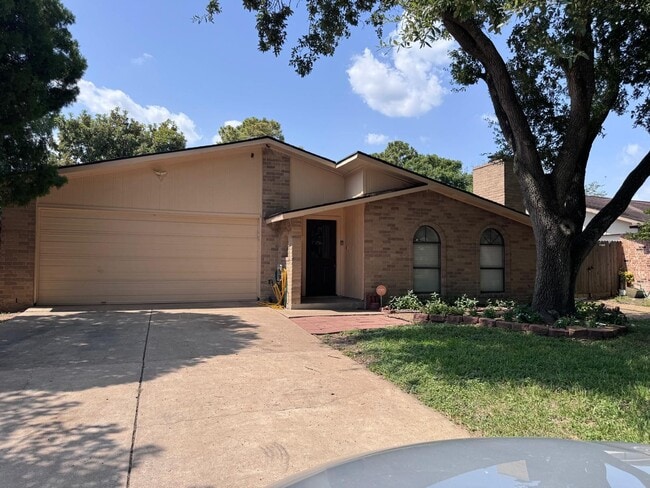 Building Photo - 15602 Camino Del Sol Dr