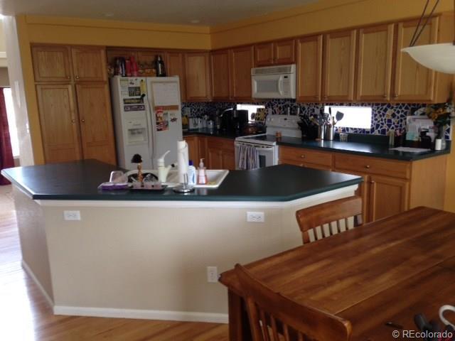 Foto del edificio - 4384 Heywood Way