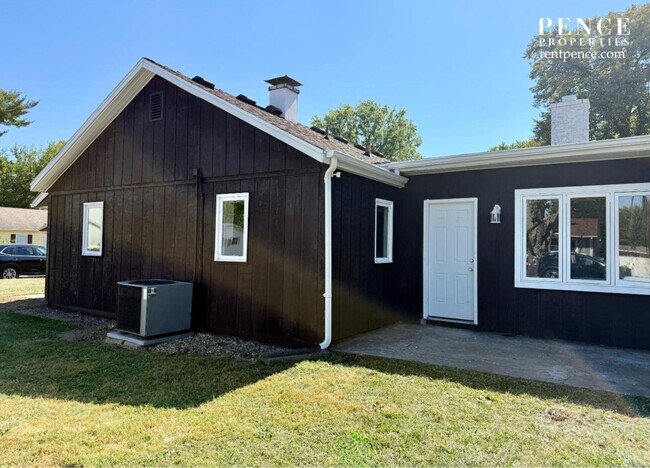 Building Photo - 1022 Giddings St