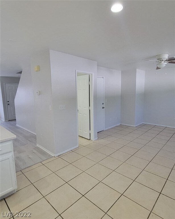 Building Photo - 5134 Paradise Skies Ave
