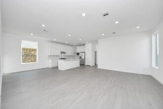 Building Photo - 27111 Blue Pool Dr