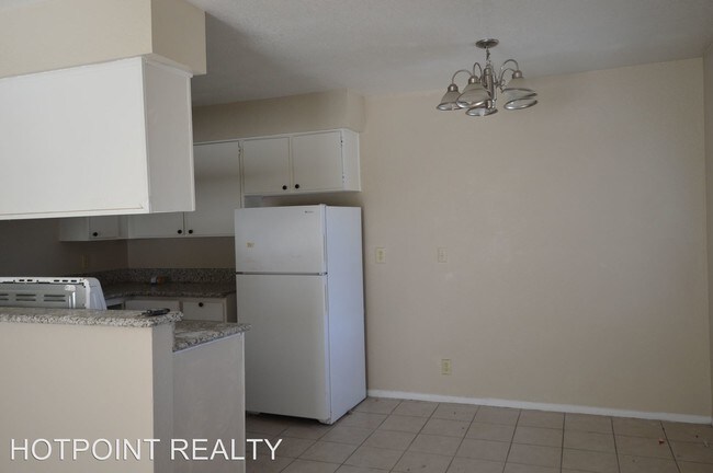 Building Photo - 2141 Oceanus Ln