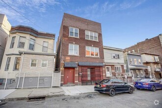 Building Photo - 99 Stuyvesant Ave