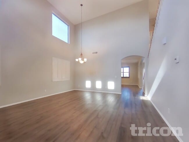 Building Photo - 21650 Dietz Dr