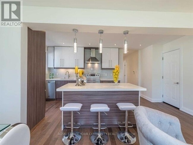 Photo du bâtiment - 112 Murray Dr