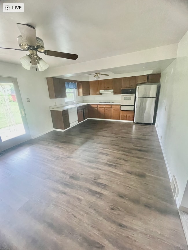 Foto del edificio - Hopewell Township - 3 Bedroom 1 Bath Home