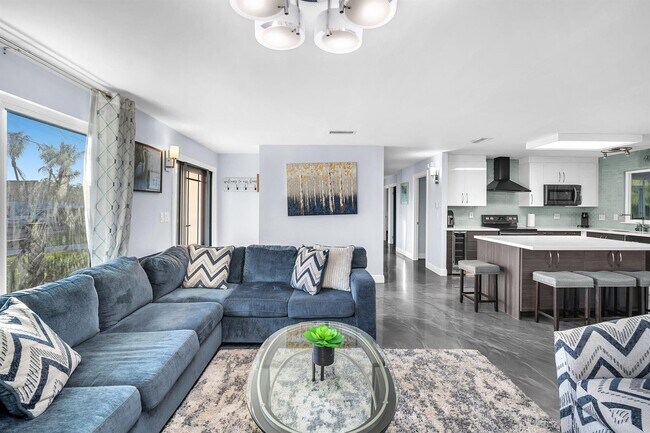 Foto del edificio - 4400 SW 37th Ave