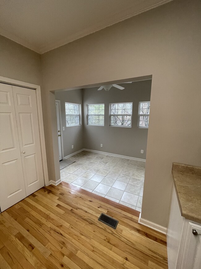 Sun room - 33 Cherokee Ridge Ct