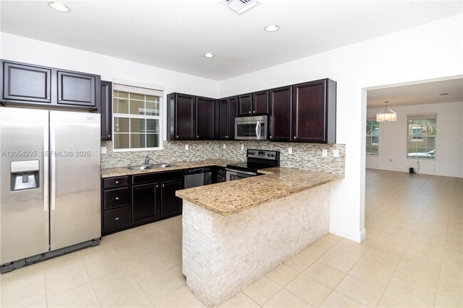 Building Photo - 1510 SW 147th Ter