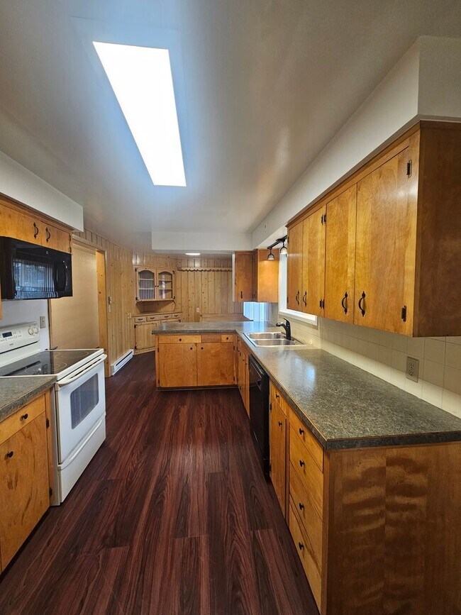 Foto del edificio - 1404 S Cherry St