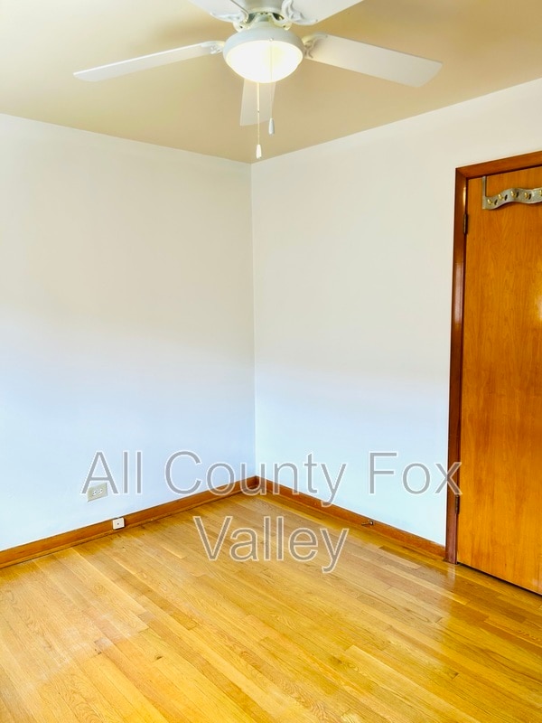 Building Photo - 14518 S Hoxie Ave