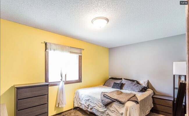 Foto del edificio - 4105 E 28th St