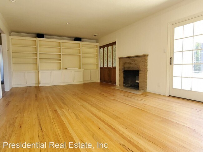 Foto del edificio - 4 br, 2.5 bath House - 981 Lorne Way