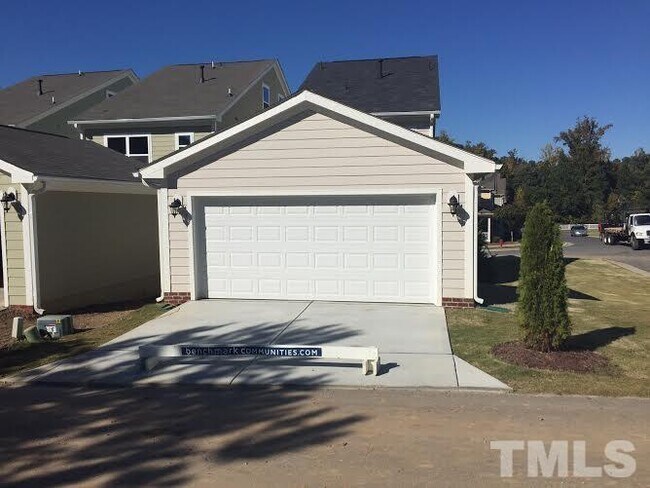 Building Photo - 4997 Sunny Creek Ln