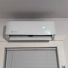 Building Photo - 215 S Commerce St