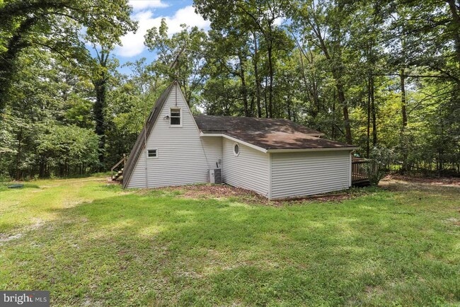 Building Photo - 555 McGlaughlin Rd