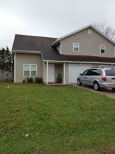 Building Photo - 362 Chris Dr