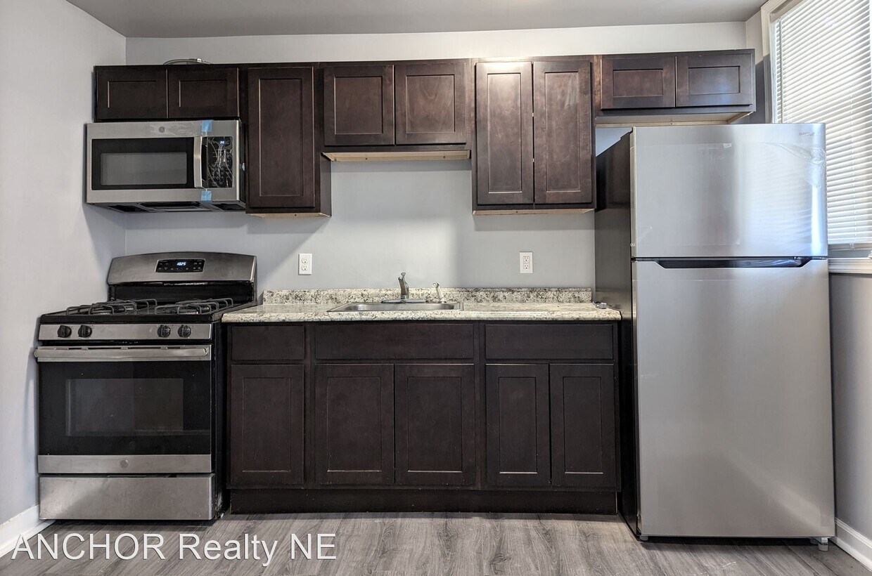 Foto principal - 3 br, 1 bath House - 7720 Thouron St.
