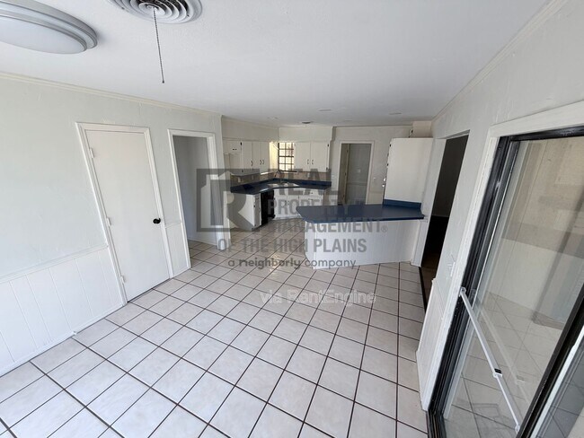 Foto del edificio - 6508 Drexel Rd