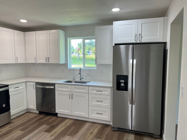 Foto del edificio - Remodeled Poulsbo Home
