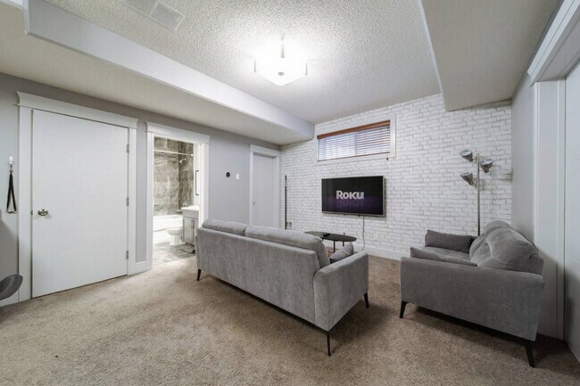 Building Photo - 3573 Cherry Landing SW