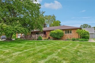 Building Photo - 836 Jacoby Rd