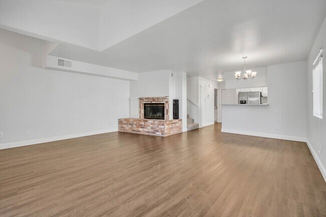 Foto del edificio - 4255 Taylor St