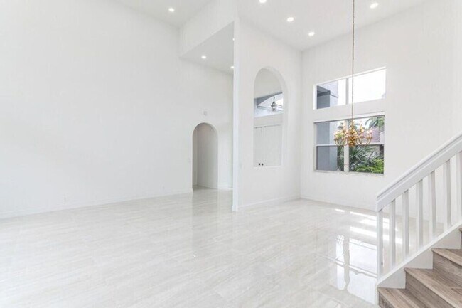 Foto del edificio - 10879 Handel Pl