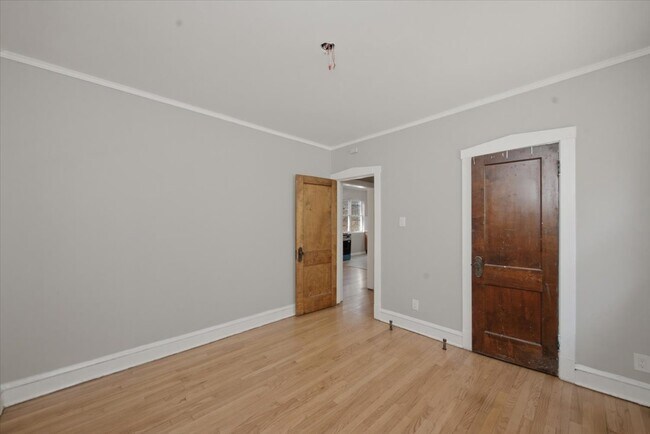 Foto del edificio - 5742 N Rockwell St