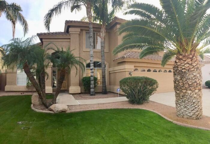 Foto principal - 4-bedroom with pool at Cooper & Guadalupe