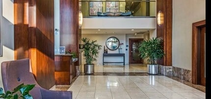 Building Photo - 388 E Ocean Blvd