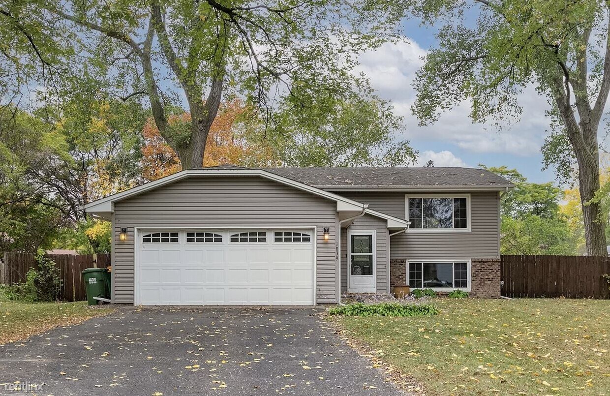 Foto principal - 1839 Brookdale Ct