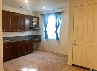 Building Photo - Jurupa Valley gorgeous home