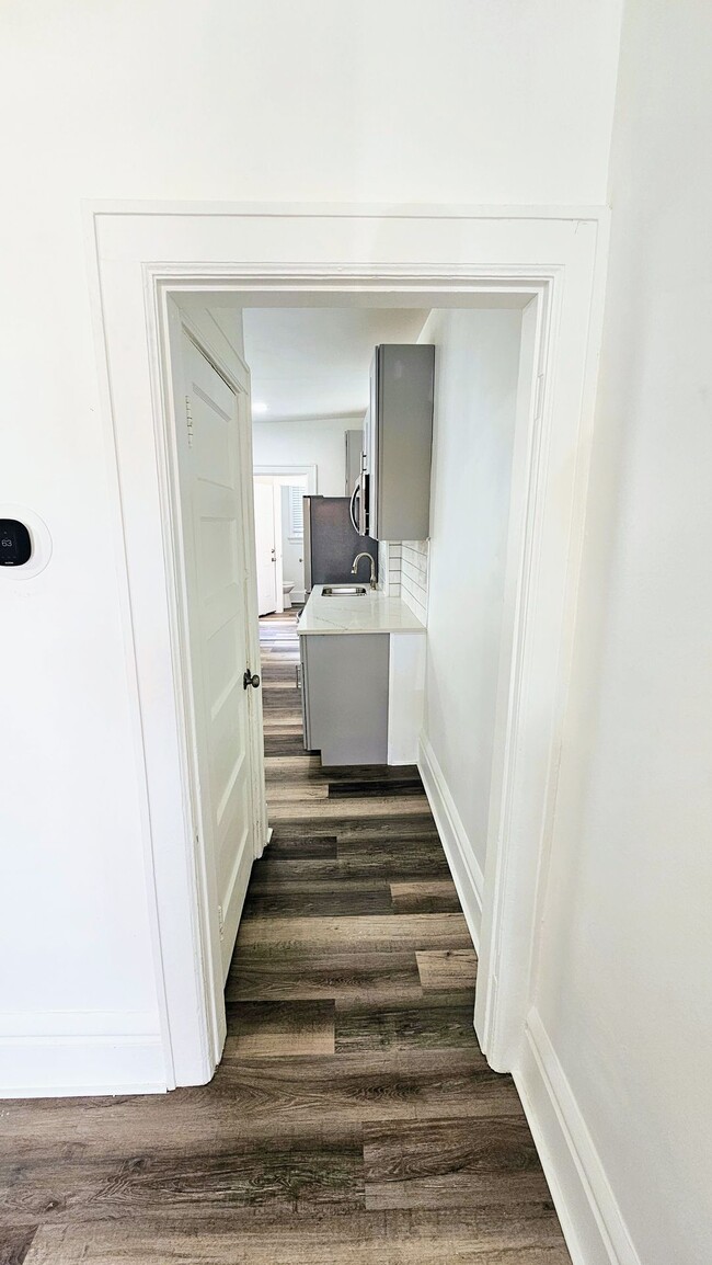 Foto del edificio - A Touch of Elegance at Townhomes on Gault