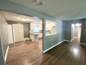 Building Photo - 6034 Juniper Dr