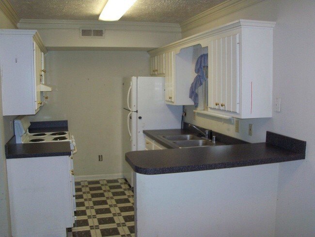 Building Photo - 111 Crosskey Rd