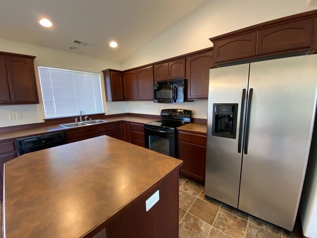 Foto del edificio - 8511 Tucker Ct