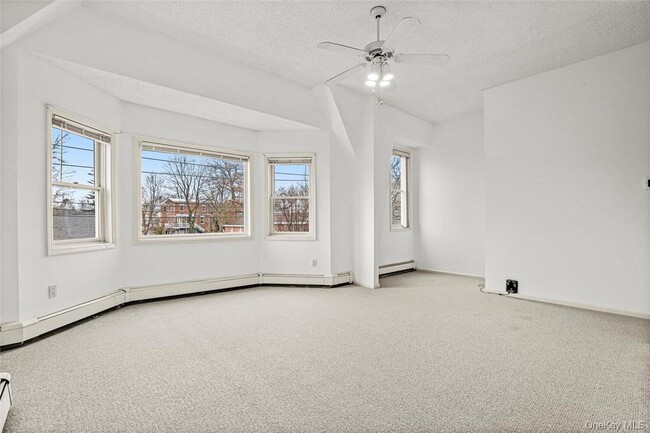 Building Photo - 54 Wildey St