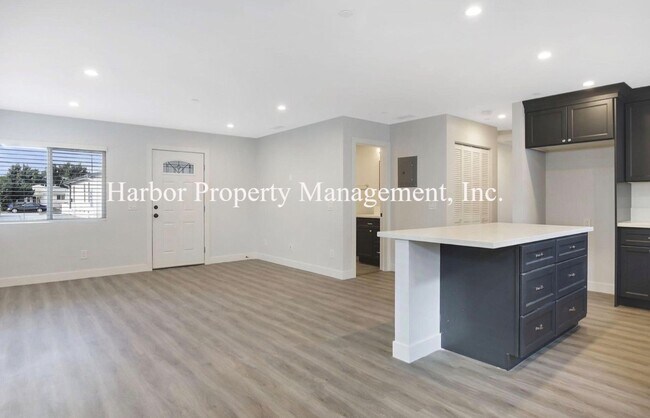 Foto del edificio - 15244-15244 Eastwood Ave