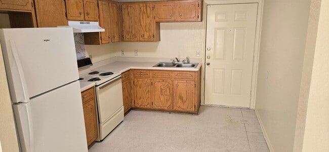 Foto del edificio - 1401 Janis Dr