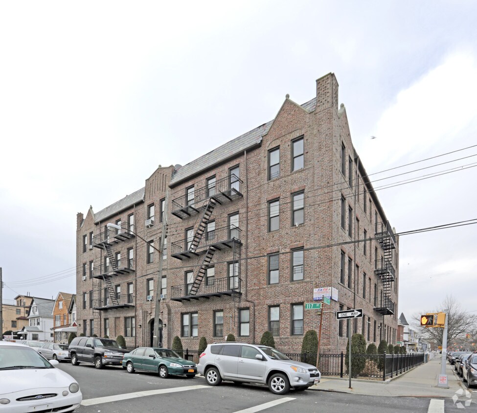 Building Photo - 103-02 117th St