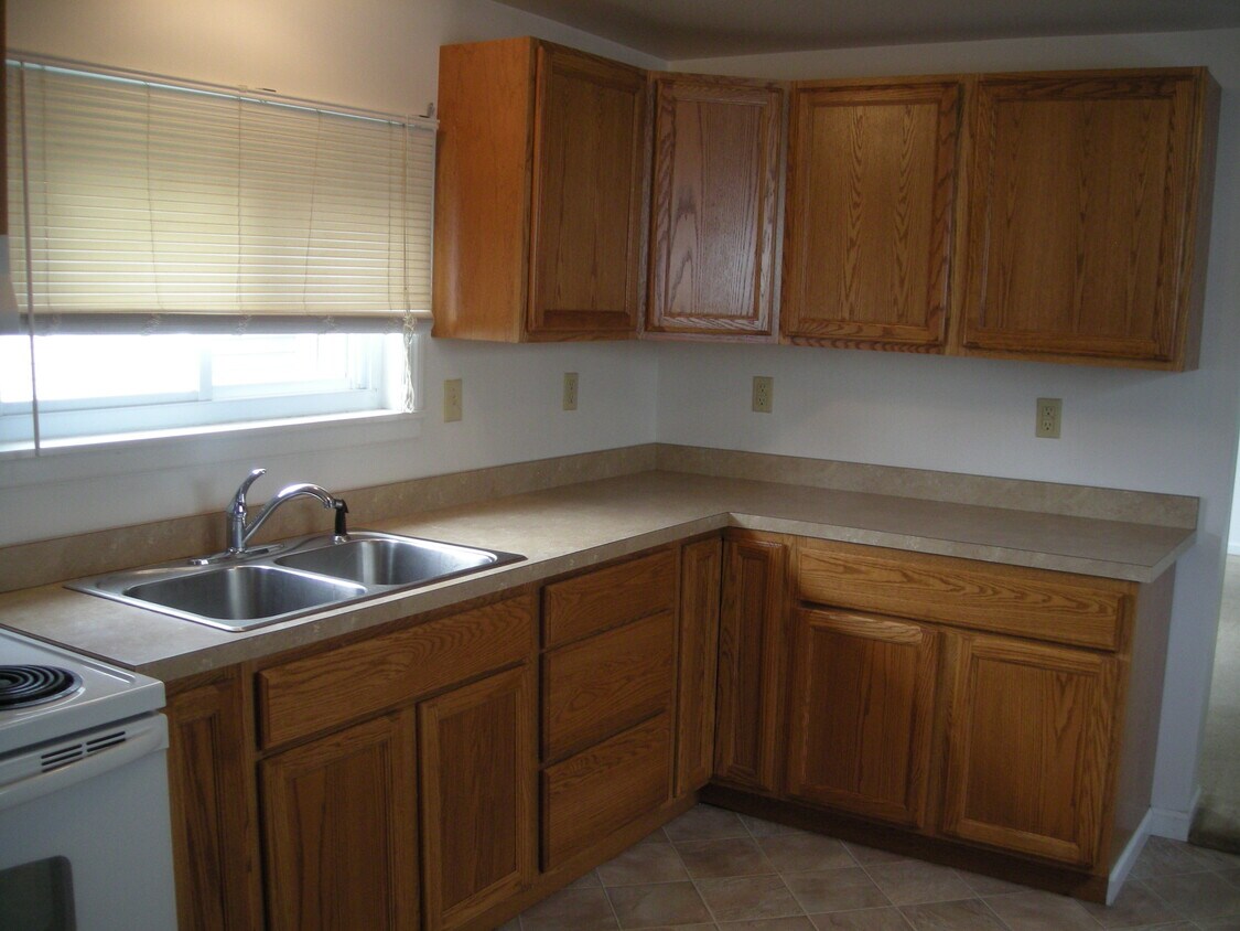 Foto principal - 342 E Main St