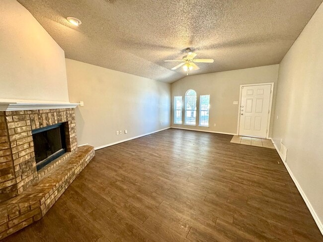 Building Photo - 3/2/2 Cooper ISD